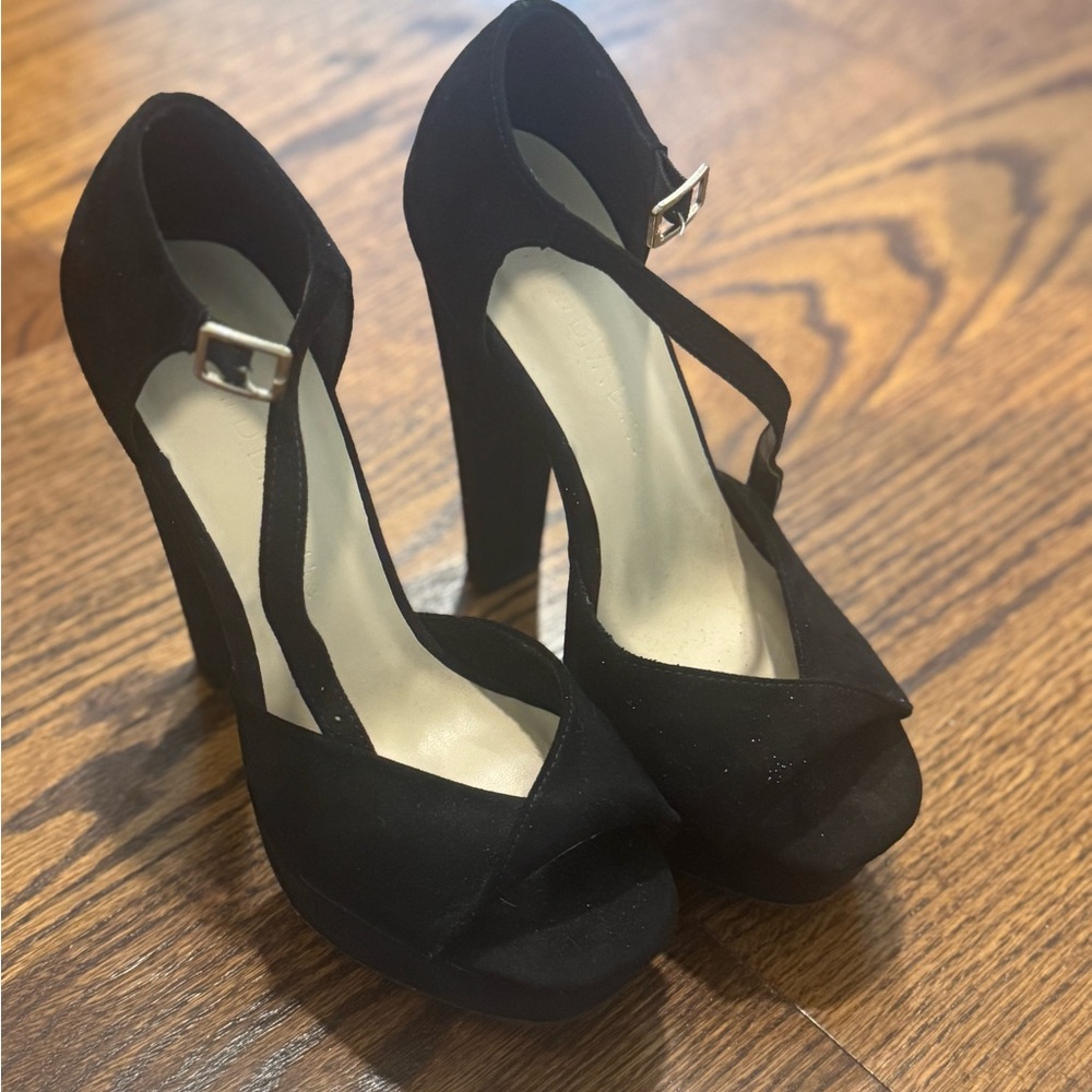 Platform heels